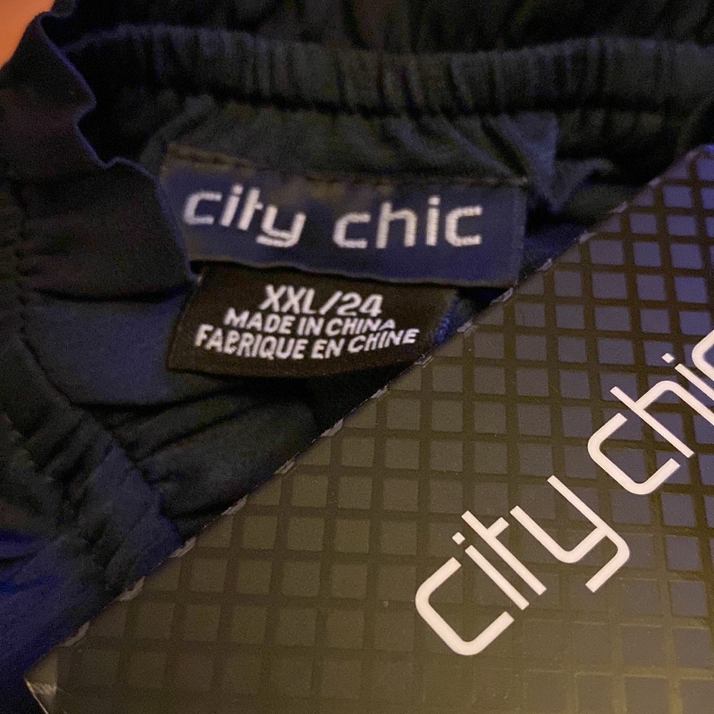 NEW City Chic ruffle midi dress - Picture 10 of 10